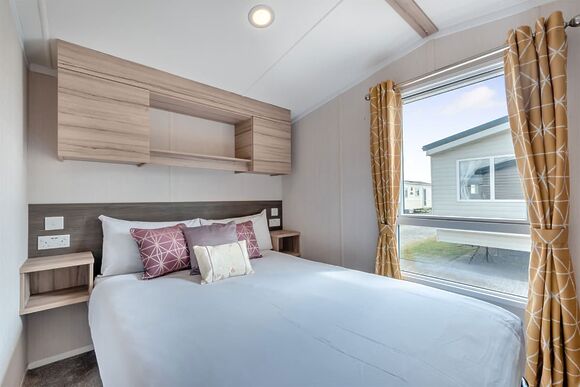 Bronze 2 Bedroom Caravan, Sleeps 4 - Sandylands, Saltcoats,