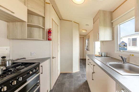 Bronze Caravan with parking - Sandylands, Saltcoats,