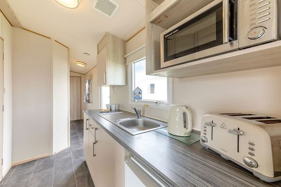 Bronze Caravan with parking P, Bronze Caravan with parking - Sandylands, Saltcoats,