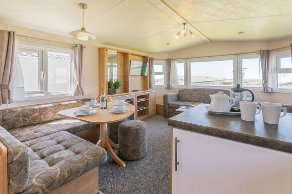 Gold Caravan with decking - Sandylands, Saltcoats,