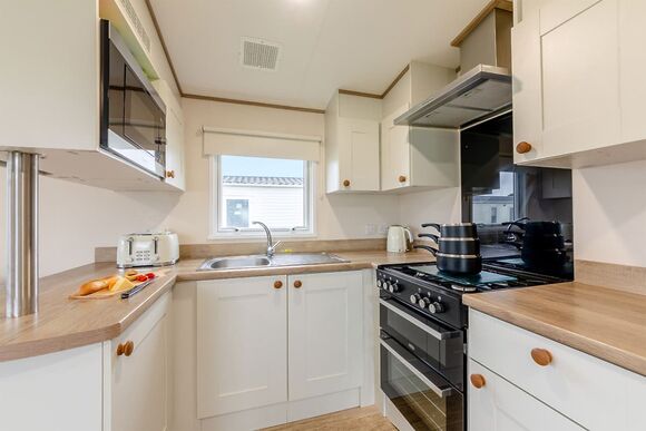 Silver 3 Bedroom Caravan, Sleeps 6. With decking, Silver 3 Bedroom Caravan, Sleeps 8 P, Silver 3 Bedroom Caravan, Sleeps 8 - Sandylands, Saltcoats,