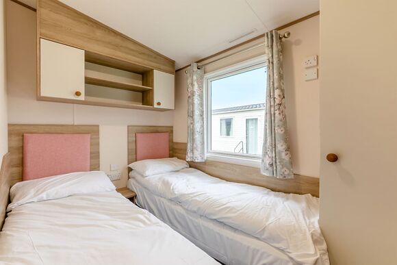 Silver Caravan with decking - Sandylands, Saltcoats,