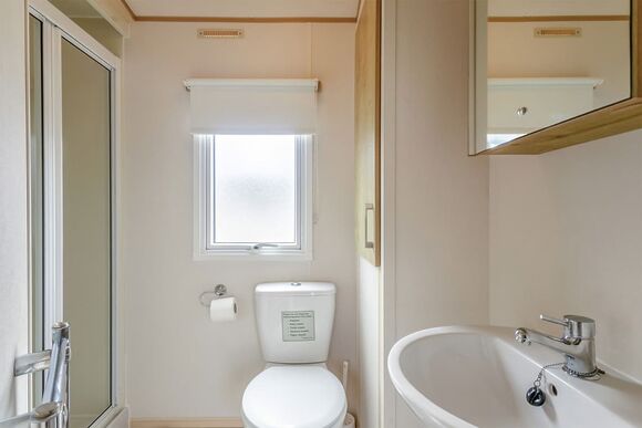 Bronze 2 Bedroom Caravan, Sleeps 4 - Sunnydale, Saltfleet, Nr Mablethorpe