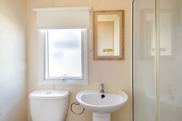 Gold 2 Bedroom Caravan, Sleeps 6 P, Gold 2 Bedroom Caravan, Sleeps 6 - Sunnydale, Saltfleet, Nr Mablethorpe