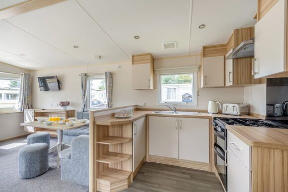 Silver Caravan with ensuite - Sunnydale, Saltfleet, Nr Mablethorpe