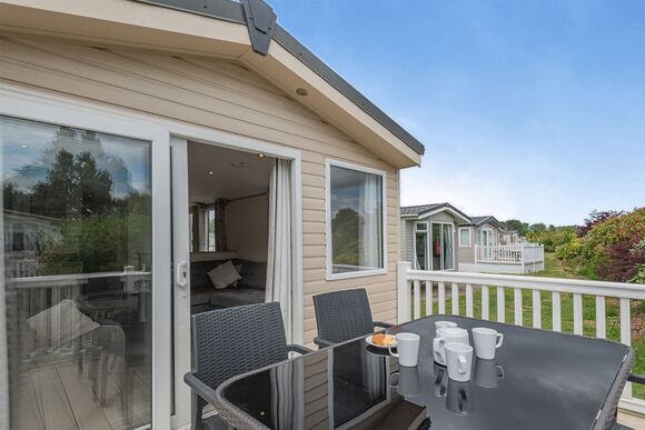 Gold Caravan with parking - Southview, Skegness