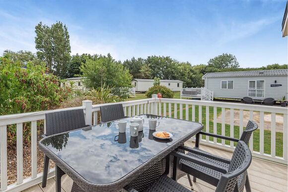 Gold Caravan with parking - Southview, Skegness