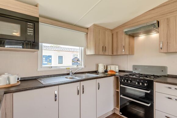 Silver Caravan with parking - Southview, Skegness