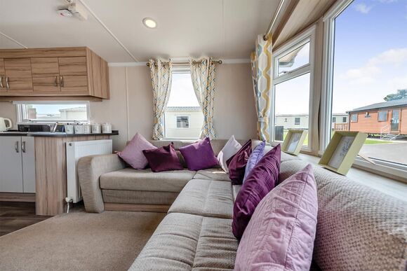 Bronze 2 Bedroom Caravan, Sleeps 4 P, Bronze 2 Bedroom Caravan, Sleeps 4 - Thorness Bay, Thorness, Nr Cowes