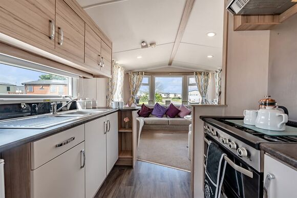 Bronze 2 Bedroom Caravan, Sleeps 4 P, Bronze 2 Bedroom Caravan, Sleeps 4 - Thorness Bay, Thorness, Nr Cowes