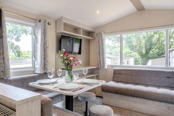 Bronze 2 Bedroom Caravan, Sleeps 6 P, Bronze 2 Bedroom Caravan, Sleeps 6 - Thorness Bay, Thorness, Nr Cowes