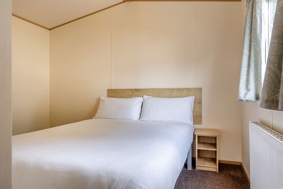 Bronze Caravan with parking - Thorness Bay, Thorness, Nr Cowes