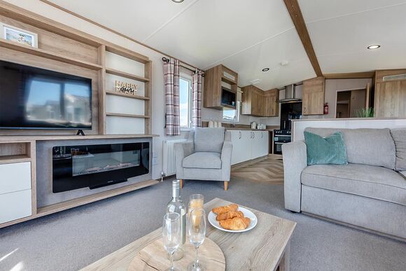 Gold Caravan with parking 6 P, Gold Caravan with parking 6 - Thorness Bay, Thorness, Nr Cowes