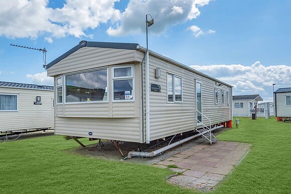 Gold 3 Caravan slps 8 parking, decking P - Thorness Bay, Thorness, Nr Cowes