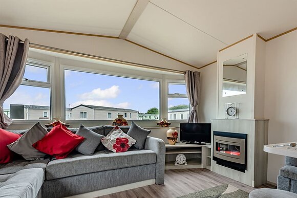 Gold 3 Caravan slps 8 parking, decking P - Thorness Bay, Thorness, Nr Cowes