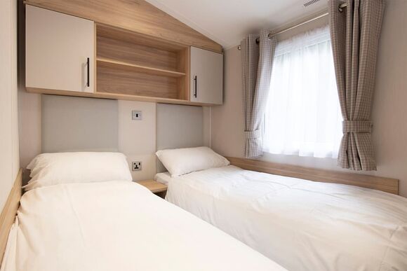 Gold Premium Caravan with decking - Thorness Bay, Thorness, Nr Cowes