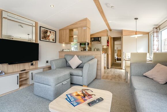 Silver Prem 2, Slps 6. Parking decking sea view P - Thorness Bay, Thorness, Nr Cowes