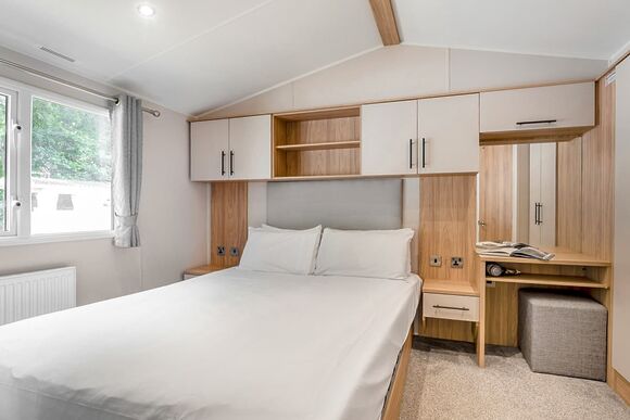 Silver Prem 2, Slps 6. Parking decking sea view P - Thorness Bay, Thorness, Nr Cowes