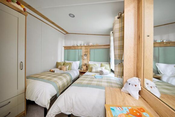 Platinum 2 Pet Friendly Caravan Decking sleeps 4 - Pentire Coastal Holiday Park, Bude