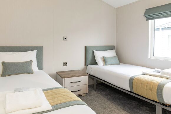 Platinum 2 Lodge with decking - Pentire Coastal Holiday Park, Bude