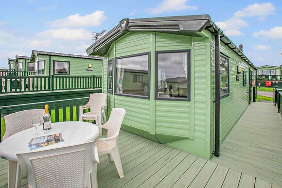 Bronze 2 Bed Caravan, Sleeps 6. Parking, decking.P - Todber Valley, Gisburn, Ribble Valley