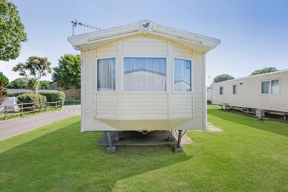 Bronze 3, Slps 8, parking P, Bronze 3 Caravan with parking - Ty Mawr, Towyn