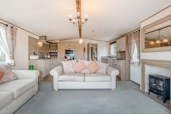 Gold Premium Caravan with ensuite & decking - Ty Mawr, Towyn