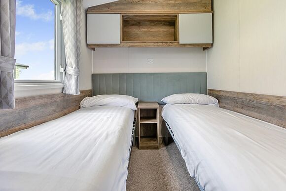 Gold Premium Caravan with parking & decking - Ty Mawr, Towyn