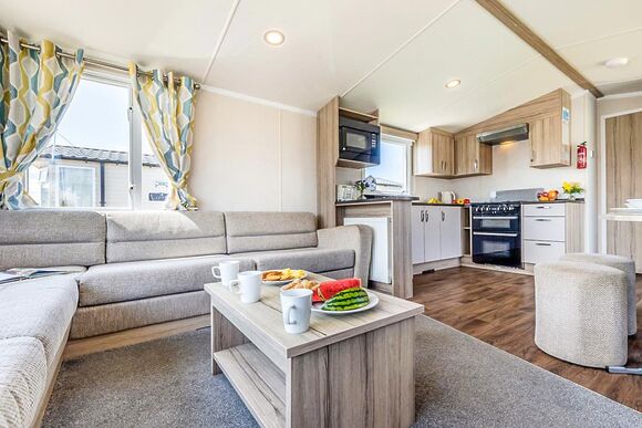 Silver 3 Caravan with parking - Ty Mawr, Towyn