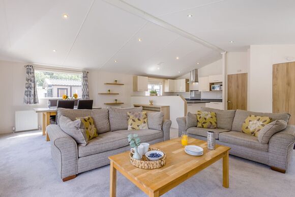Prestige Lodge with ensuite & decking, Prestige Lodge with ensuite & decking - Ty Mawr, Towyn