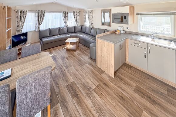 Purn Gold 6 (Pet) - Riverside Holiday Village, Bleadon, Weston-Super-Mare