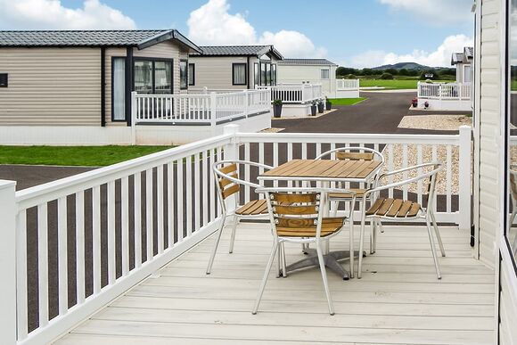Platinum 2 - Riverside Holiday Village, Bleadon, Weston-Super-Mare