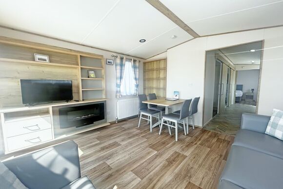 Platinum WF - Riverside Holiday Village, Bleadon, Weston-Super-Mare