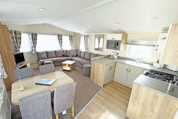 Purn Gold 8 - Riverside Holiday Village, Bleadon, Weston-Super-Mare