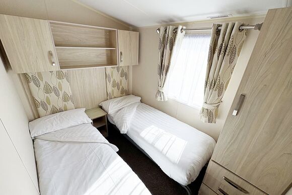 Purn Gold 8 - Riverside Holiday Village, Bleadon, Weston-Super-Mare