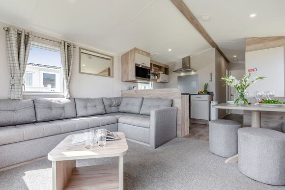 Silver Caravan with parking - Valley Farm, Clacton-on-Sea