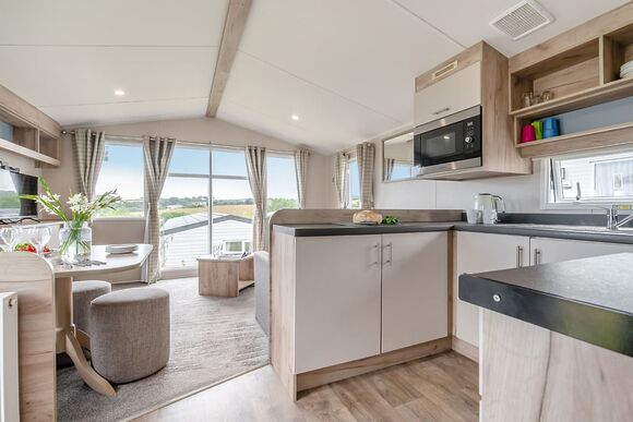 Silver Caravan with parking - Valley Farm, Clacton-on-Sea
