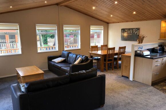 Meadley Lodge - White Cross Bay, Lake Windermere