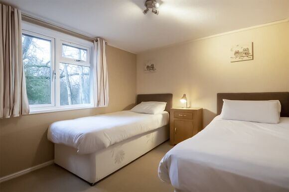 Meadley Lodge - White Cross Bay, Lake Windermere