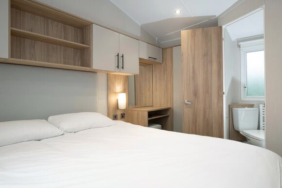 Gold Premium 3 Caravan with parking - White Cross Bay, Lake Windermere