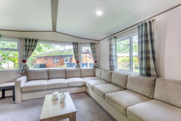 Silver 3 Caravan with parking - White Cross Bay, Lake Windermere