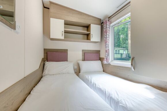 Silver 3 Caravan with parking - White Cross Bay, Lake Windermere