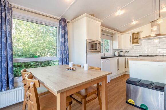 Superior Lodge with ensuite & decking, Superior Lodge with ensuite & decking P - White Cross Bay, Lake Windermere