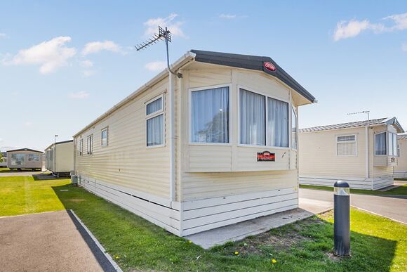 Gold Premium Caravan with ensuite - Weeley Bridge, Clacton-on-Sea