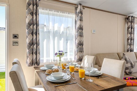 Gold Premium Caravan with ensuite - Weeley Bridge, Clacton-on-Sea