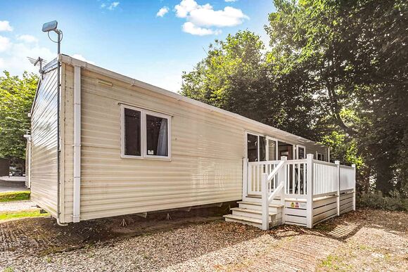 Gold Premium Caravan with ensuite & lake view - Weeley Bridge, Clacton-on-Sea