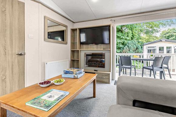 Gold Premium Caravan with ensuite & lake view - Weeley Bridge, Clacton-on-Sea