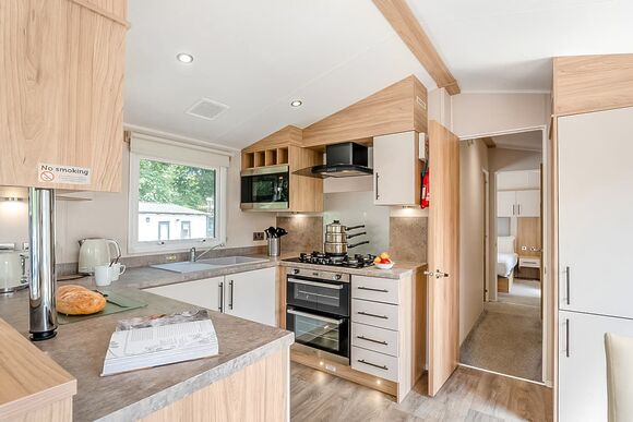 Silver Premium Caravan with decking - Weeley Bridge, Clacton-on-Sea