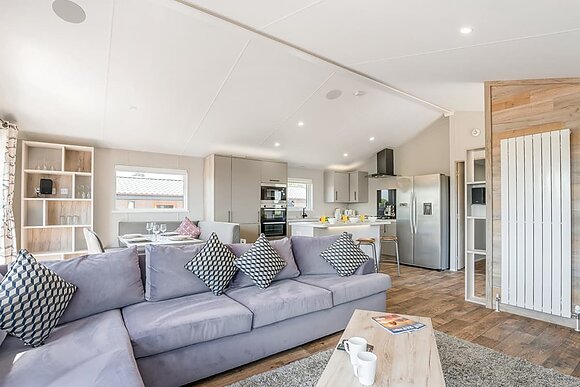Prestige 3 Lodge slp 6 ensuite, decking, lake view - Weeley Bridge, Clacton-on-Sea