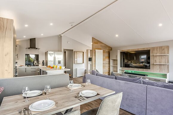 Prestige 3 Lodge slp 6 ensuite, decking, lake view - Weeley Bridge, Clacton-on-Sea